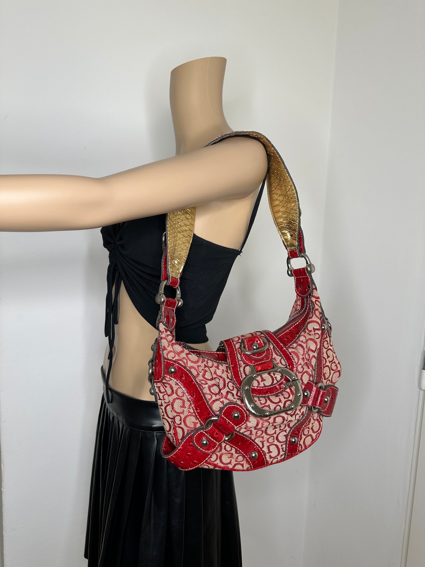 Guess vintage tasche rot sehr seltene Farbe