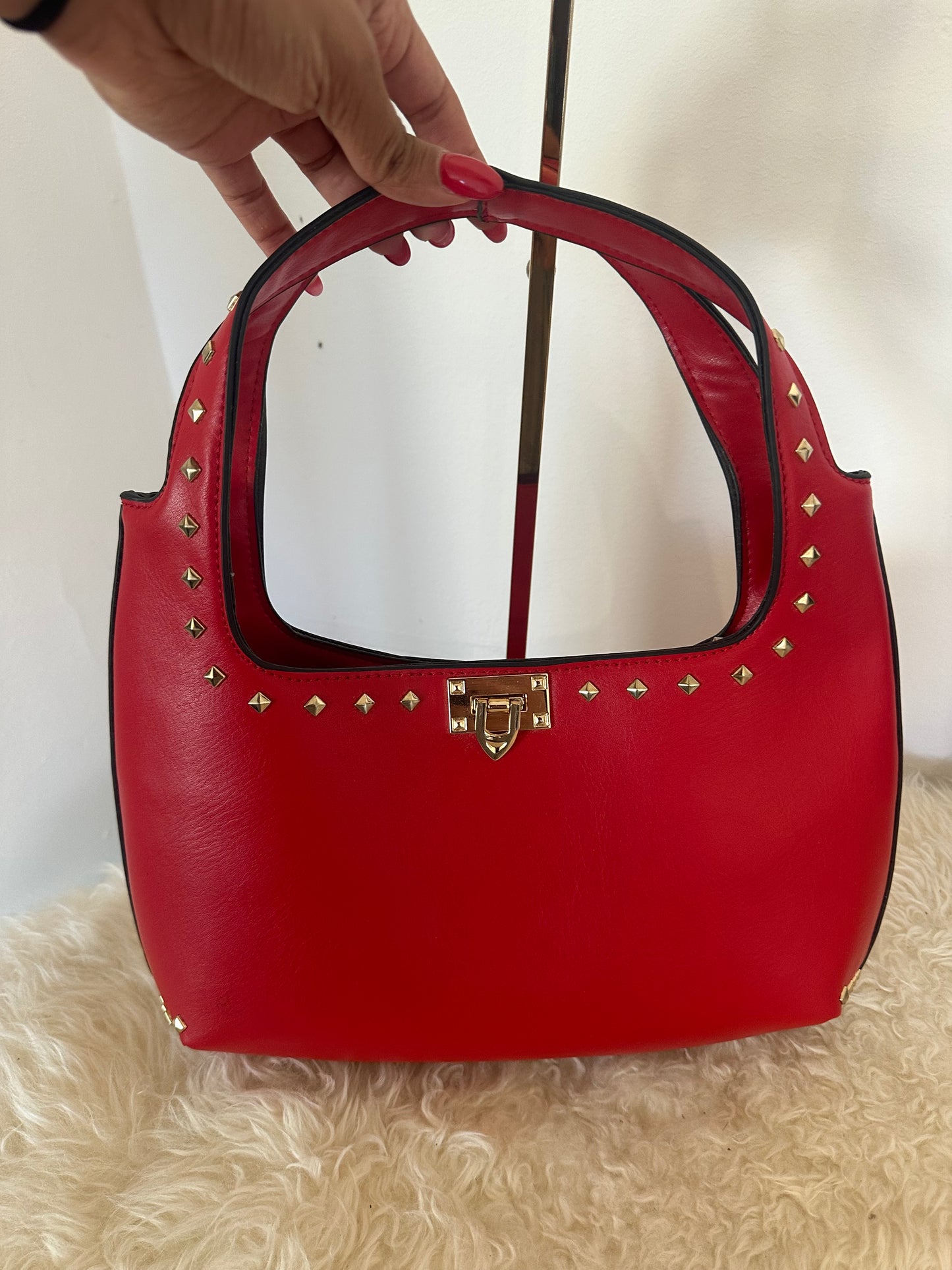 Gussaci tasche rot