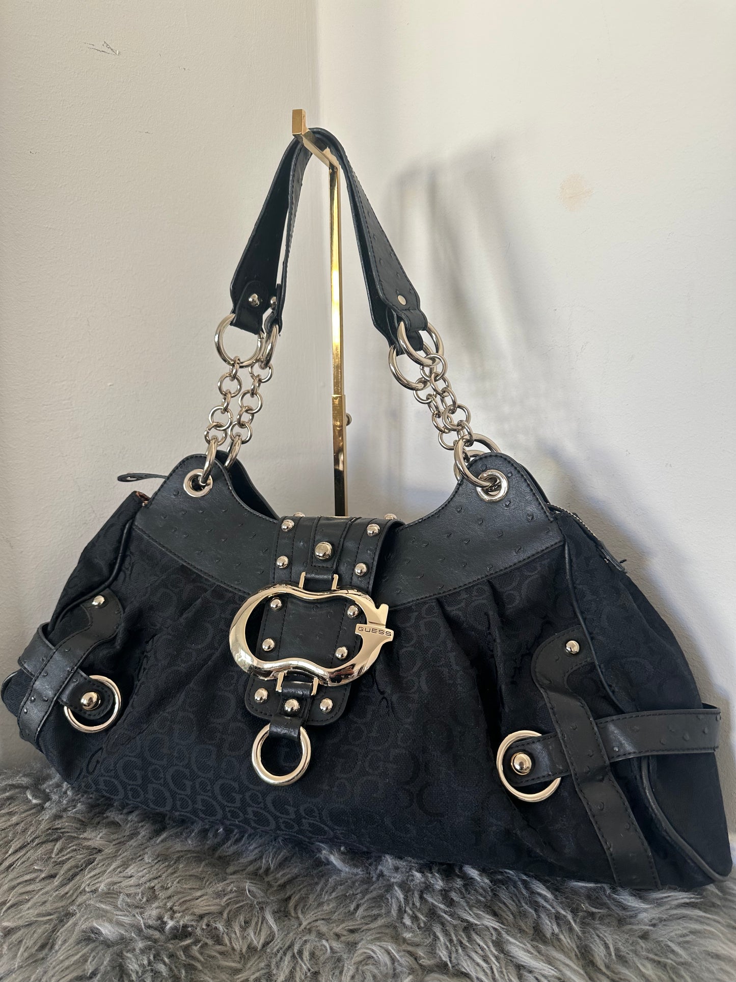 Guess Tasche Vintage Y2K Rare Schwarz Gold