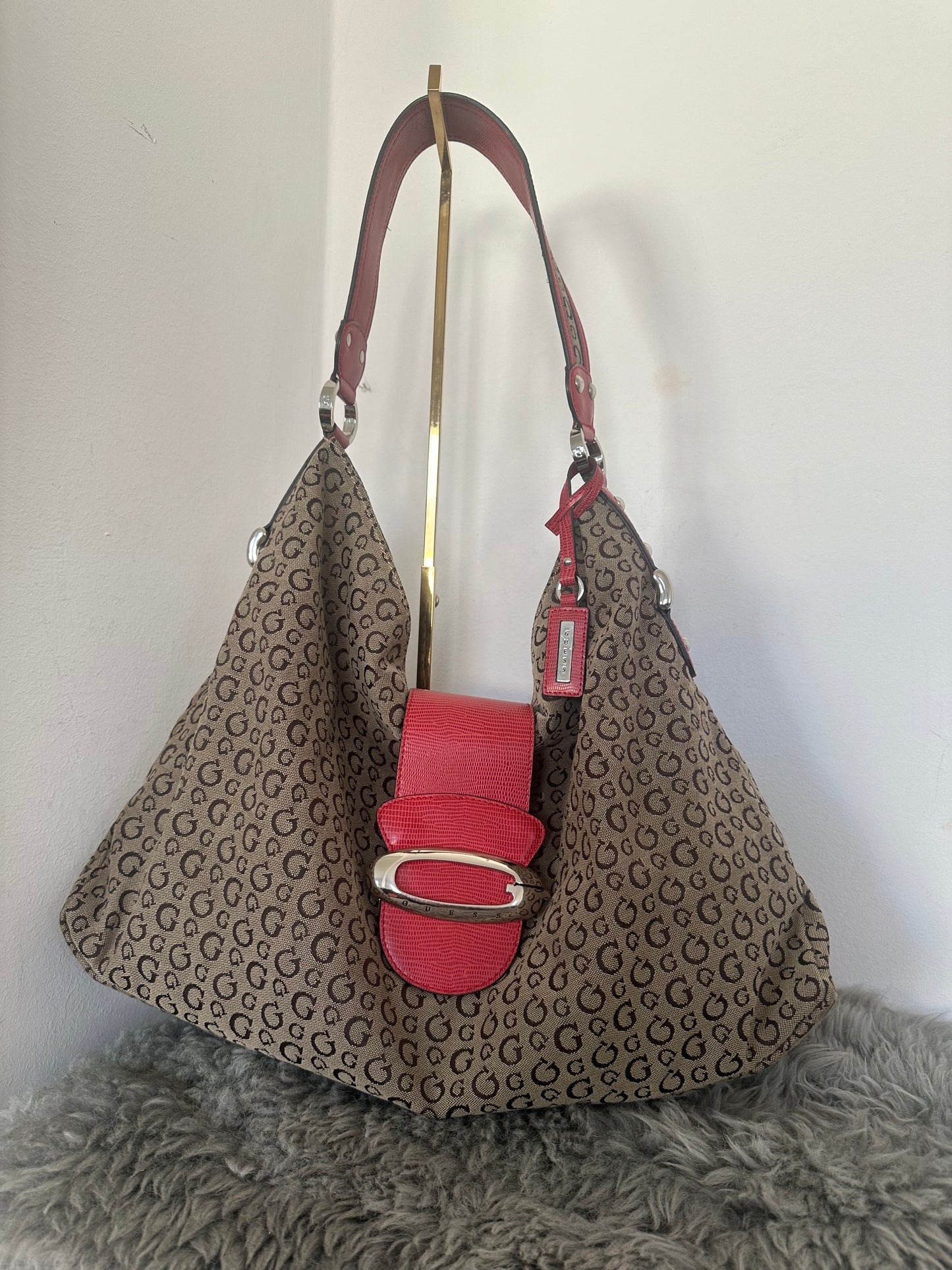 Guess vintage tasche rot braun